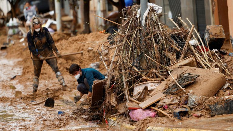 Binance Charity Donates $3 Million to Spain’s Red Cross for Flood Relief